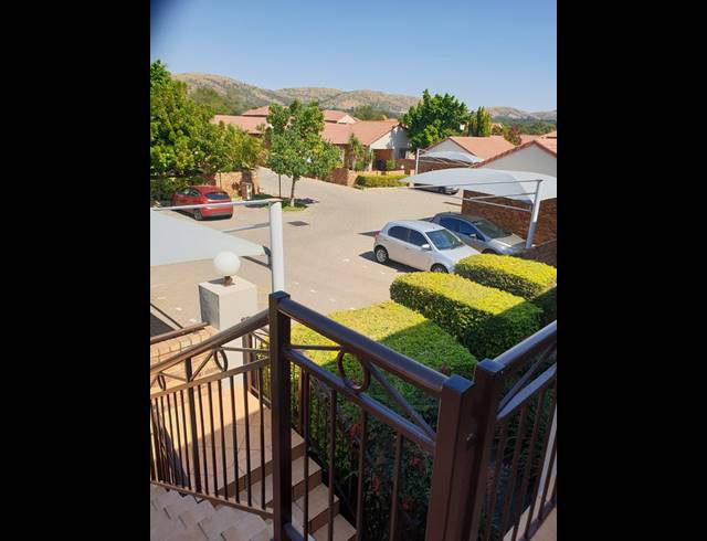 2 BEDROOM APARTMENT SOLD IN THERESAPARK